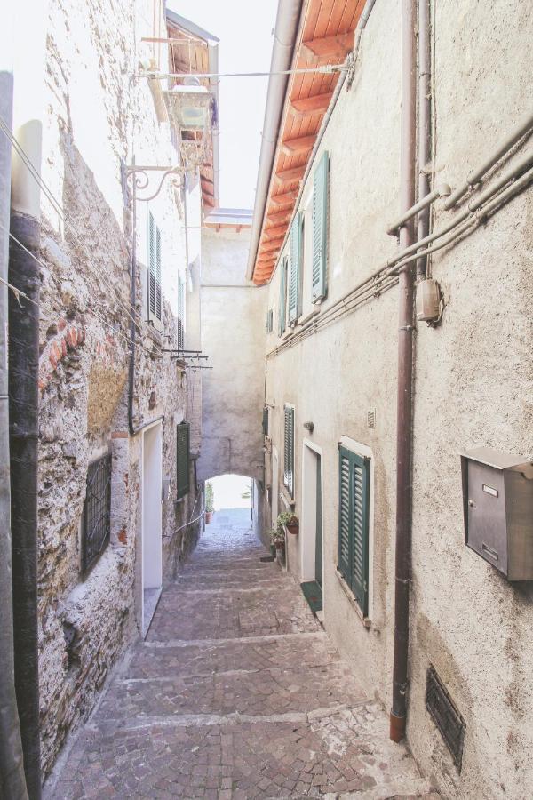 La Casa Del Porto Lägenhet Domaso Exteriör bild