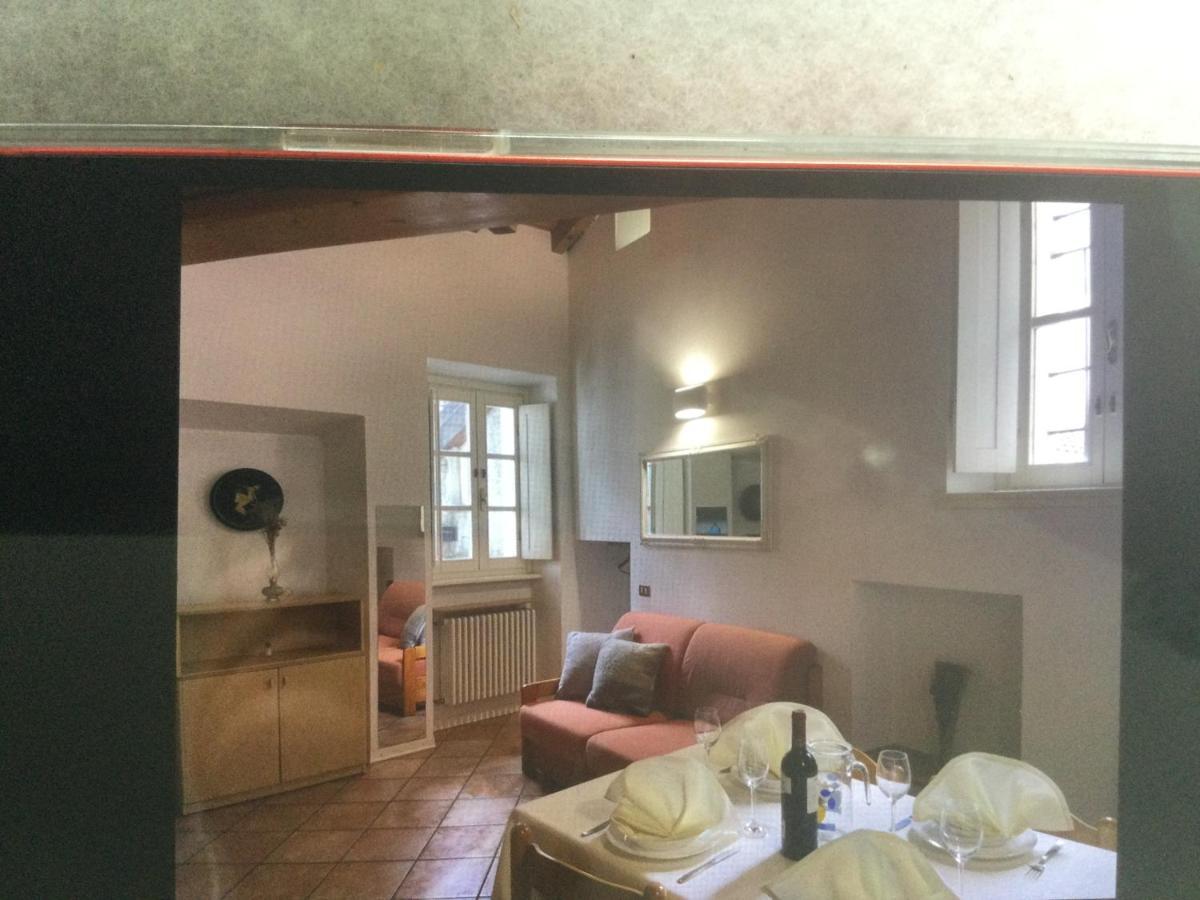 La Casa Del Porto Lägenhet Domaso Exteriör bild